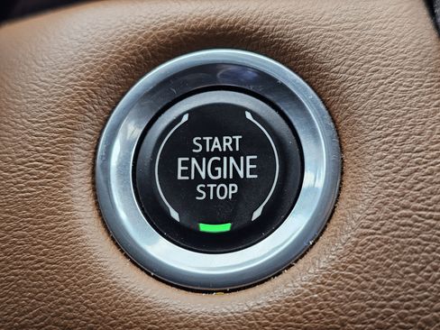 Used 2023 GMC Canyon AT4 w/ AT4 Premium Package image 23