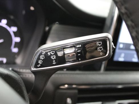 Used 2022 Lincoln Corsair AWD w/ Equipment Group 101A image 41