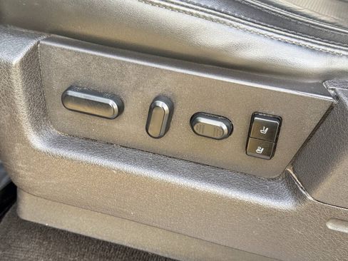 Used 2014 Ford F150 Platinum AWD/4WD image 31