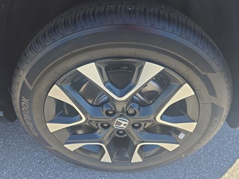 Used 2026 Honda HR-V EX-L image 29