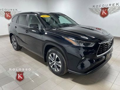 Used 2024 Toyota Highlander XLE