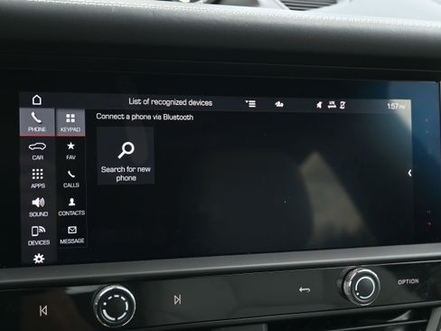 Used 2024 Porsche Macan w/ Premium Plus Package image 33