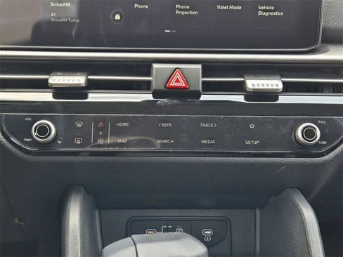 New 2026 Kia Sportage LX image 14