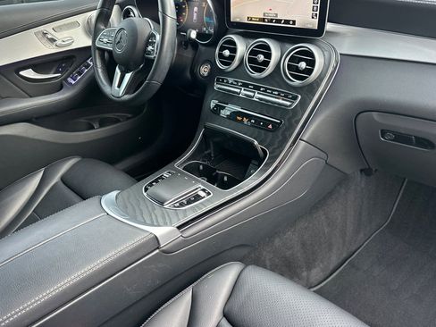 Used 2023 Mercedes-Benz GLC 300 4MATIC Coupe image 17