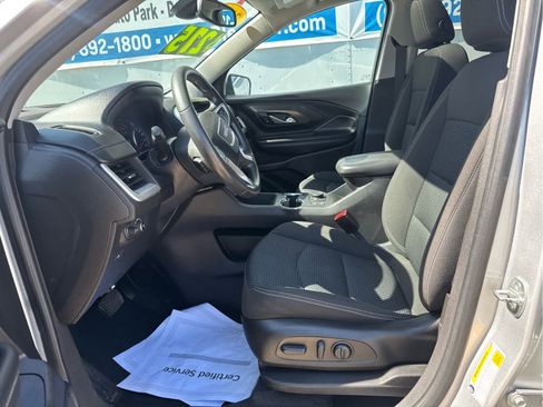 Used 2022 GMC Terrain SLE w/ Driver Convenience Package image 25