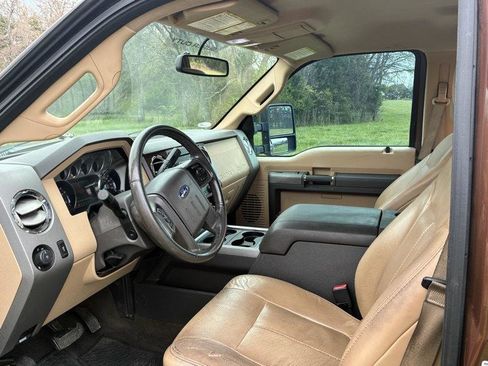 Used 2011 Ford F350 Lariat w/ Lariat Interior Pkg image 17