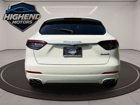 Used 2023 Maserati Levante GT AWD/4WD image 5