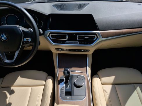 Used 2020 BMW 330i Sedan w/ Convenience Package image 32