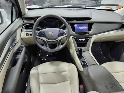 Used 2021 Cadillac XT5 Premium Luxury image 20