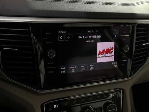 Used 2018 Volkswagen Atlas SEL Premium AWD/4WD image 18