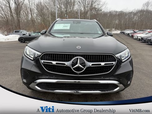 Used 2026 Mercedes-Benz GLC 300 4MATIC image 3