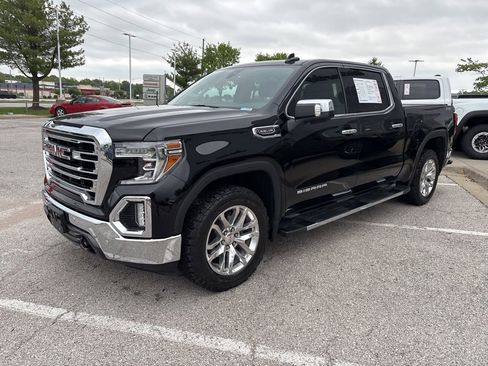 Used 2020 GMC Sierra 1500 SLT w/ SLT Premium Plus Package AWD/4WD image 14