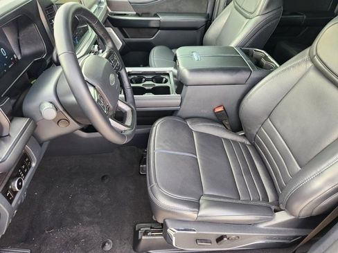Used 2025 Ford F250 Platinum w/ FX4 Off-Road Package image 12
