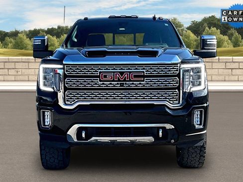 Used 2022 GMC Sierra 2500 Denali w/ Denali Black Diamond Edition image 3