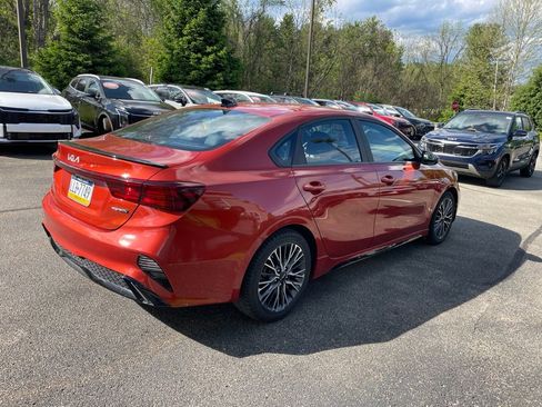 Used 2024 Kia Forte GT-Line w/ GT-Line Premium Package FWD image 5