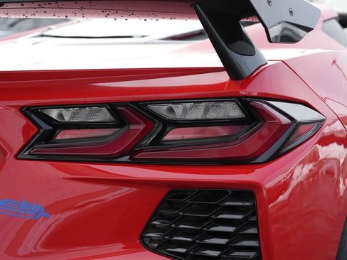 Used 2021 Chevrolet Corvette Stingray Preferred Cpe w/ Engine Appearance Package image 75