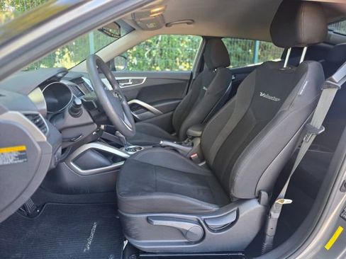 Used 2013 Hyundai Veloster image 31