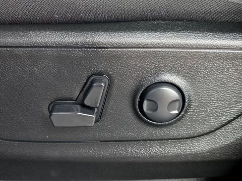 Certified 2024 RAM 1500 Big Horn image 17