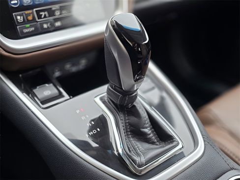 Used 2022 Subaru Outback Touring XT w/ Popular Package #2 image 37