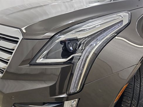 Certified 2019 Cadillac XT5 Premium Luxury w/ Driver Assist Package image 35