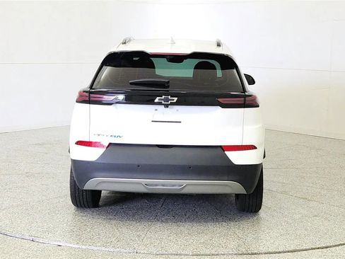 Used 2023 Chevrolet Bolt EUV Premier FWD image 6