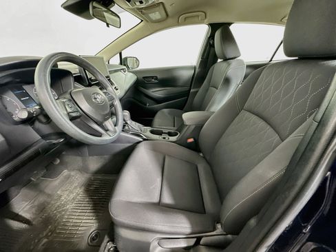 Used 2024 Toyota Corolla LE FWD image 13