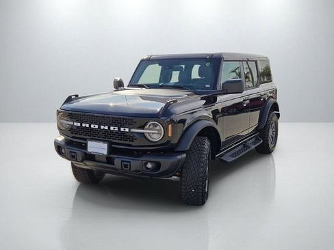 New 2025 Ford Bronco Badlands w/ Black Appearance Package AWD/4WD image 8