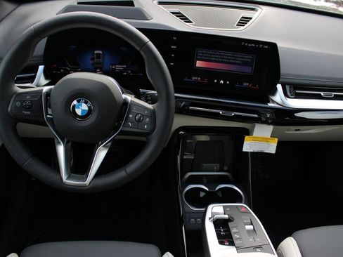 New 2026 BMW X1 xDrive28i w/ Technology Package image 10