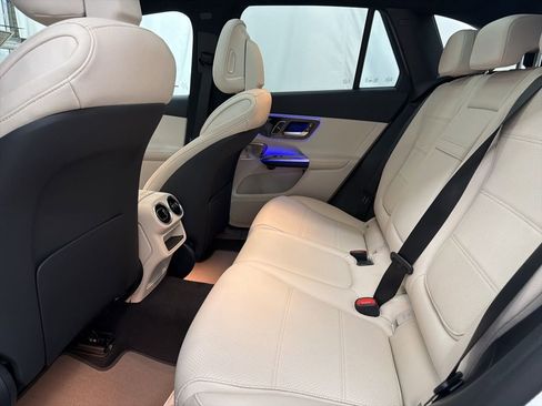 New 2026 Mercedes-Benz GLC 300 image 20