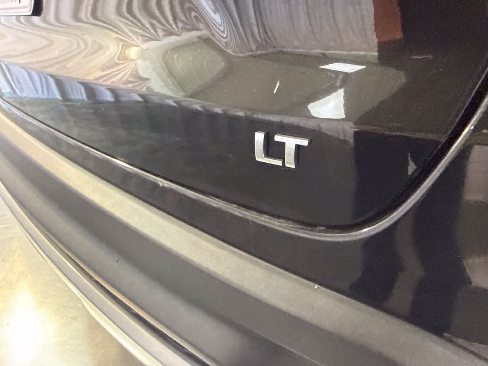 Used 2024 Chevrolet Trax LT FWD image 15