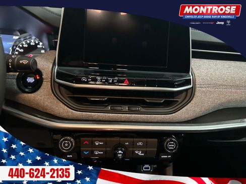 New 2026 Jeep Compass Latitude image 17