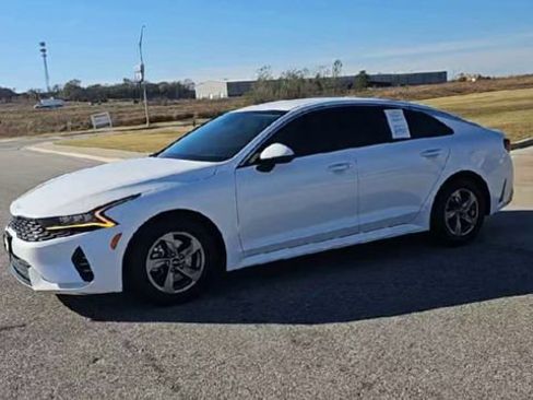 Used 2023 Kia K5 LXS image 4