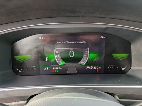 Certified 2023 Volkswagen Tiguan SE R-Line image 31