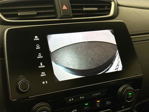 Used 2018 Honda CR-V Touring image 24