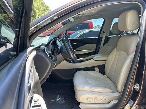 Used 2020 Buick Envision Preferred FWD image 2