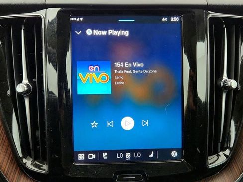 Used 2024 Volvo XC60 B5 Plus w/ Climate Package image 19