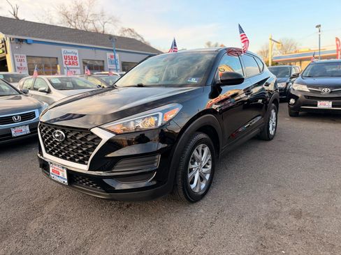 Used 2019 Hyundai Tucson SE image 4