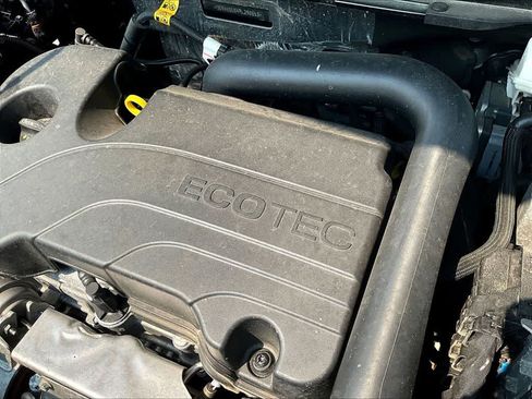 Used 2024 Chevrolet Equinox LS AWD/4WD image 33