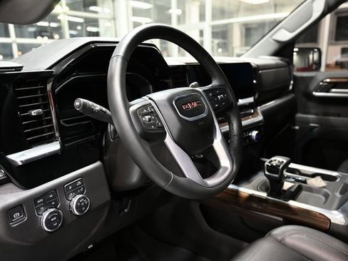 Used 2024 GMC Sierra 1500 Elevation w/ Elevation Premium Package image 20