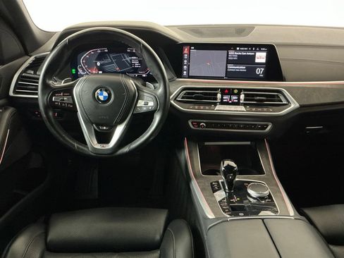 Used 2023 BMW X5 xDrive40i w/ Premium Package AWD/4WD image 9