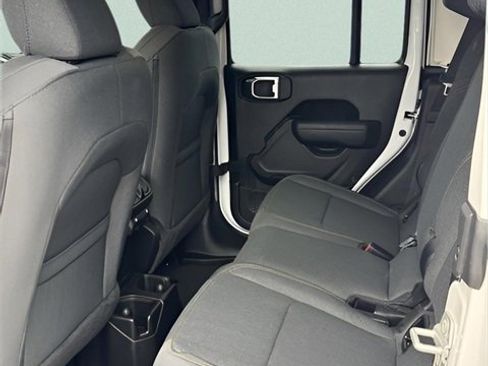 New 2026 Jeep Gladiator Sport image 21