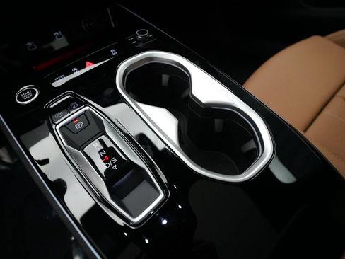 New 2026 Audi A6 Premium Plus AWD/4WD image 16