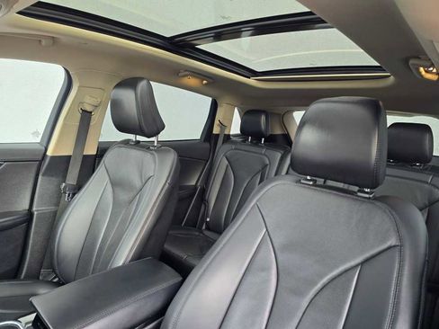 Used 2021 Lincoln Nautilus Reserve w/ Monochromatic Package image 15