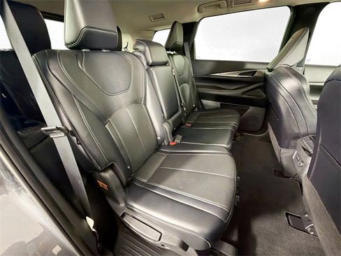 Used 2023 INFINITI QX60 Luxe image 26
