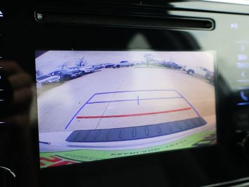 Used 2019 Toyota Corolla LE image 16