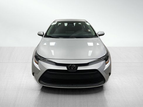 Used 2025 Toyota Corolla LE image 5