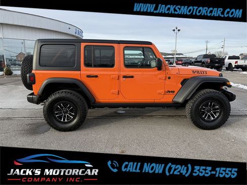 Used 2025 Jeep Wrangler Unlimited Sport image 9