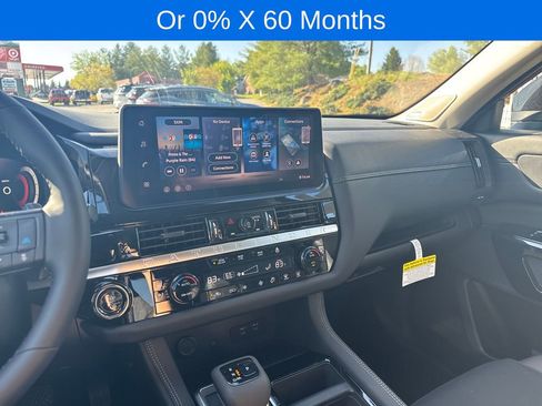 New 2026 Nissan Pathfinder Platinum AWD/4WD image 16