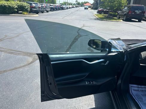 Used 2016 Tesla Model S 90D AWD/4WD image 12
