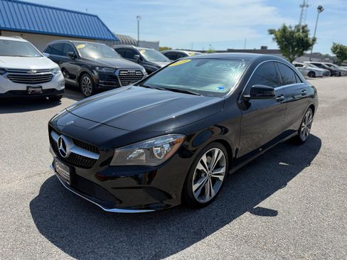 Used 2019 Mercedes-Benz CLA 250 4MATIC image 3